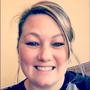 Meet your Posher, Katie jo